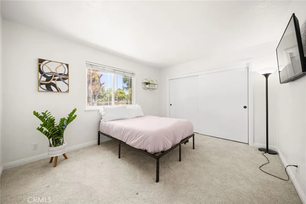 731 Langer Placentia, CA 92870