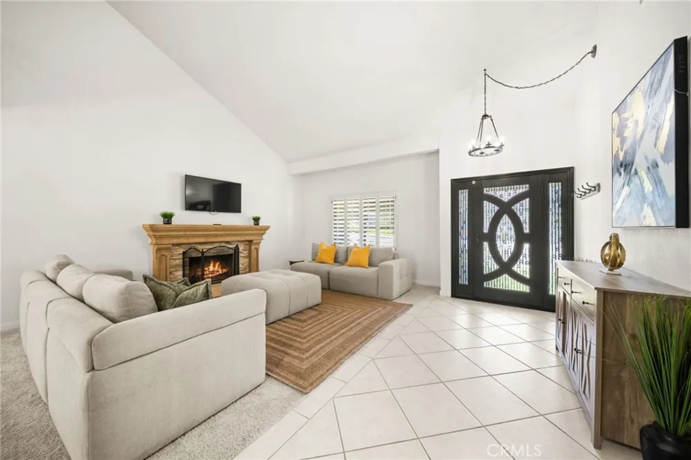 731 Langer Placentia, CA 92870
