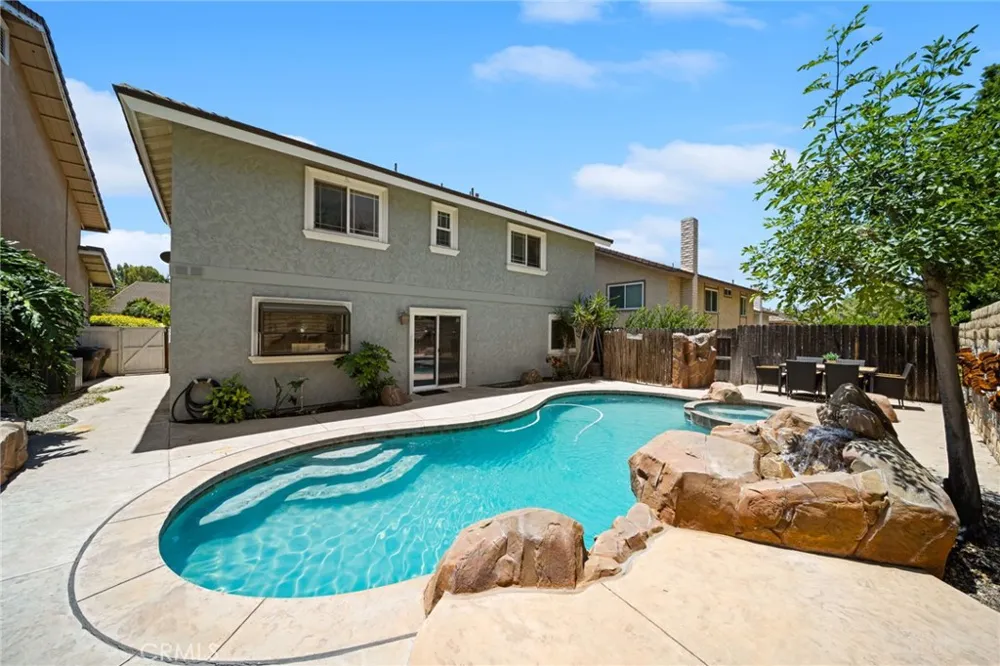 731 Langer Placentia, CA 92870
