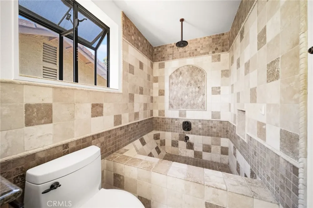 731 Langer Placentia, CA 92870
