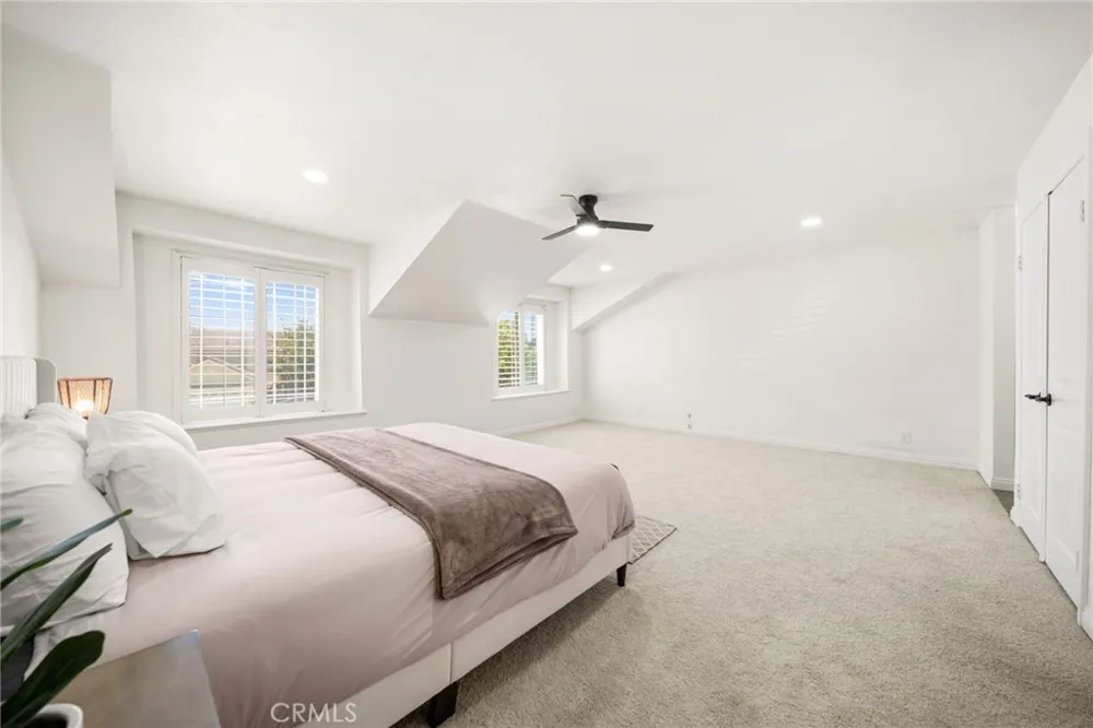 731 Langer Placentia, CA 92870