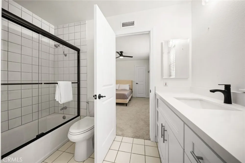 731 Langer Placentia, CA 92870