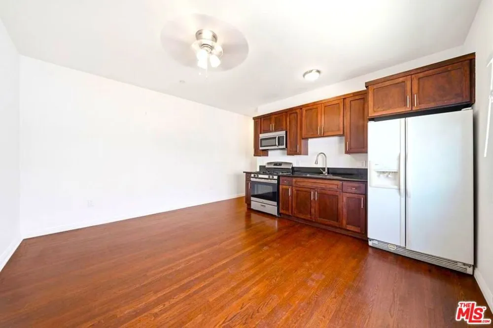 2025 3rd Avenue ##3 Los Angeles, CA 90018