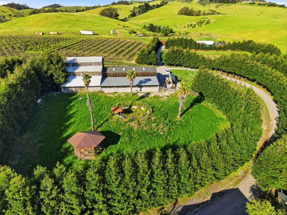560 Stage Road Pescadero, CA 94060