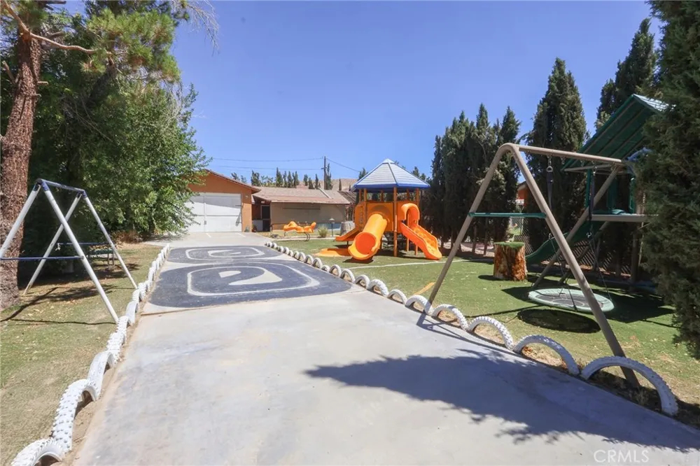 31582 Clay River Road Barstow, CA 92311