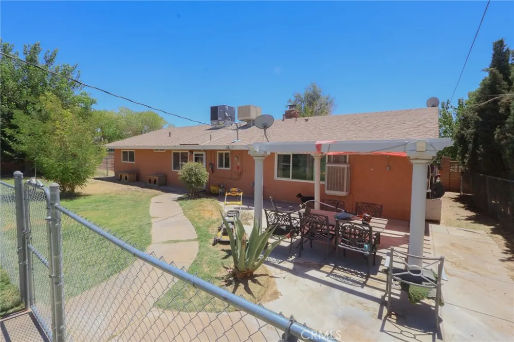 31582 Clay River Road Barstow, CA 92311