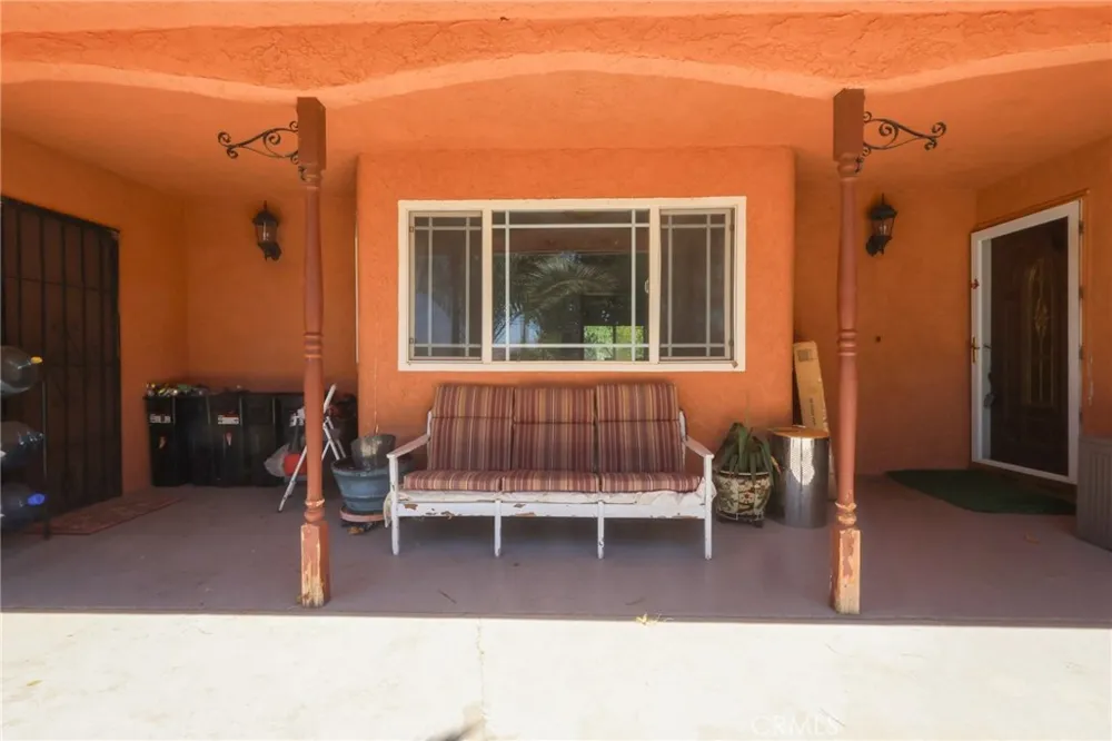 31582 Clay River Road Barstow, CA 92311