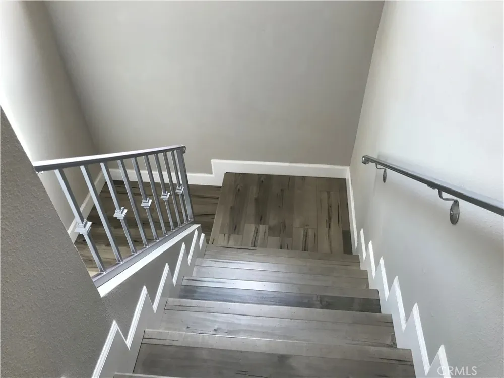 220 E 61st Los Angeles, CA 90003