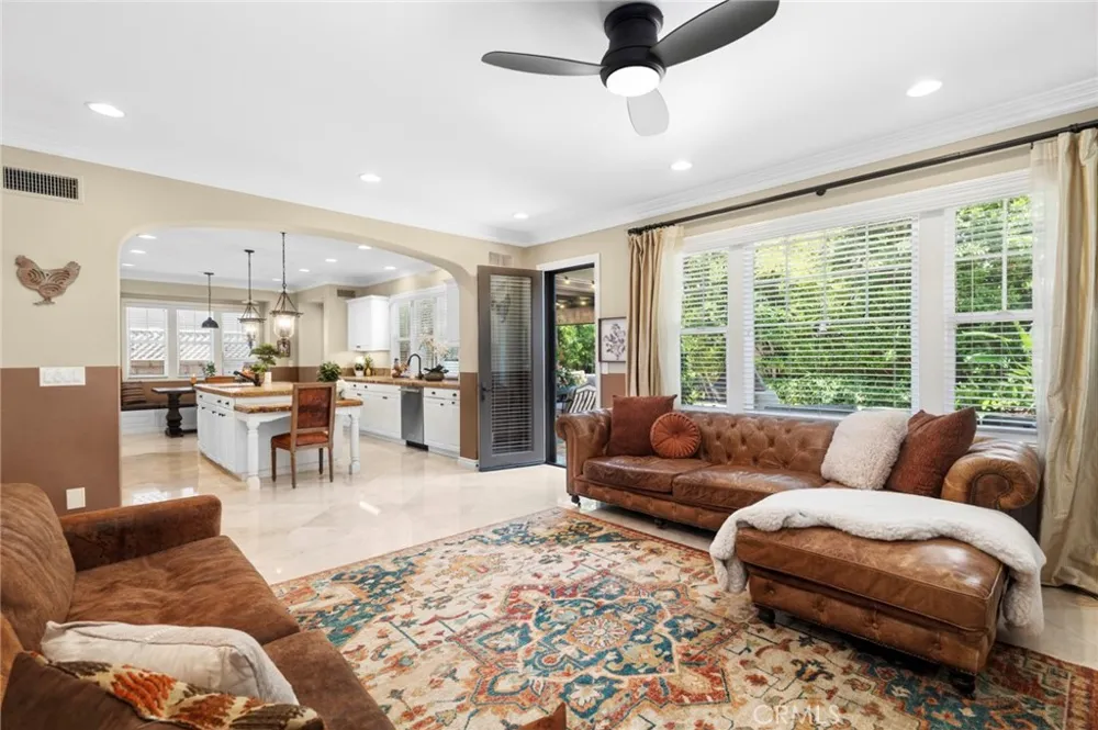 5 Franklin Irvine, CA 92620