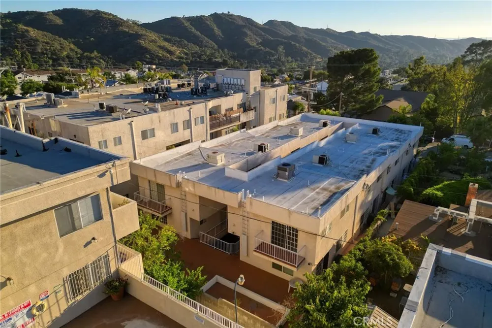 10274 Tujunga Canyon #2 Tujunga, CA 91042