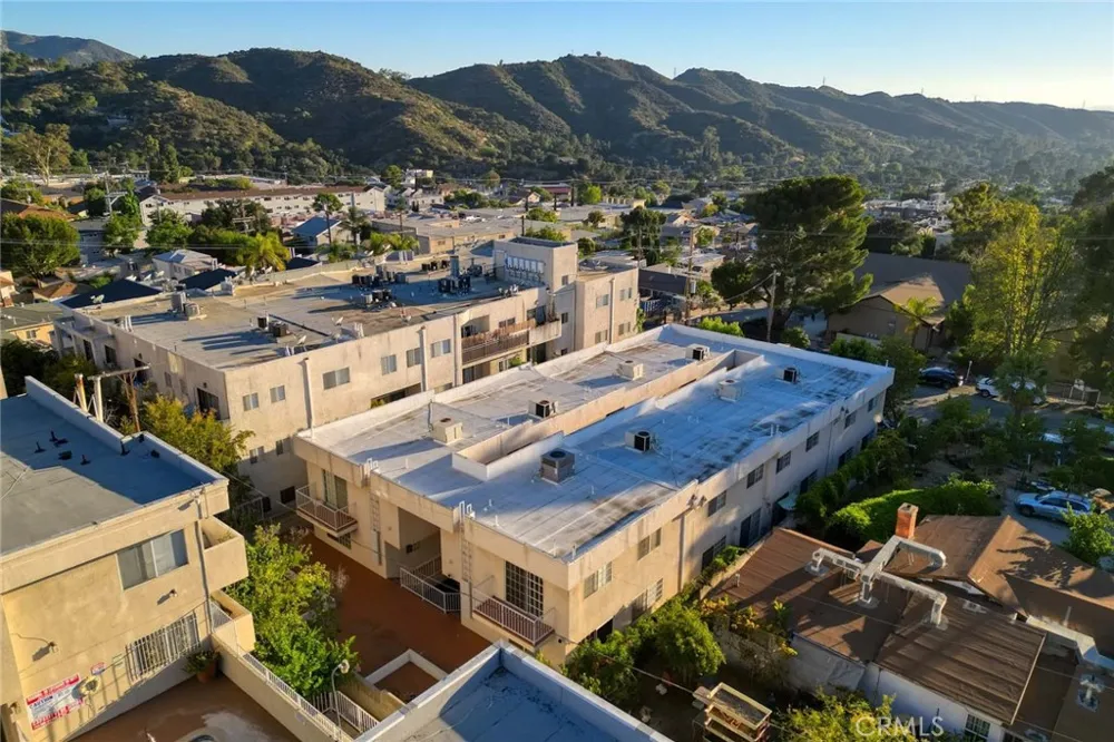 10274 Tujunga Canyon #2 Tujunga, CA 91042