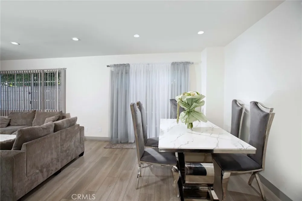 10274 Tujunga Canyon #2 Tujunga, CA 91042