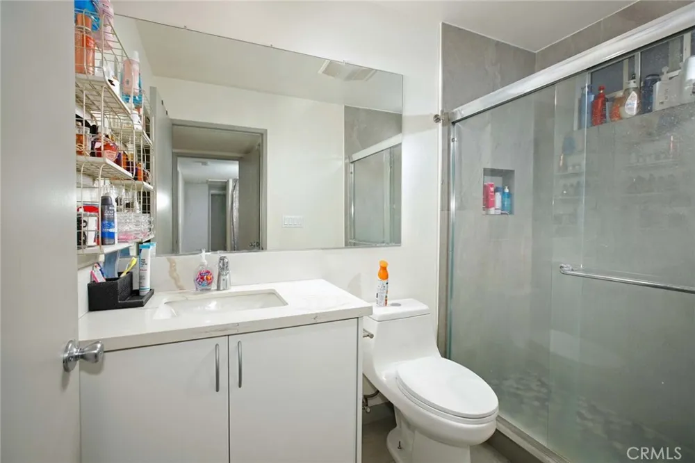 10274 Tujunga Canyon #2 Tujunga, CA 91042
