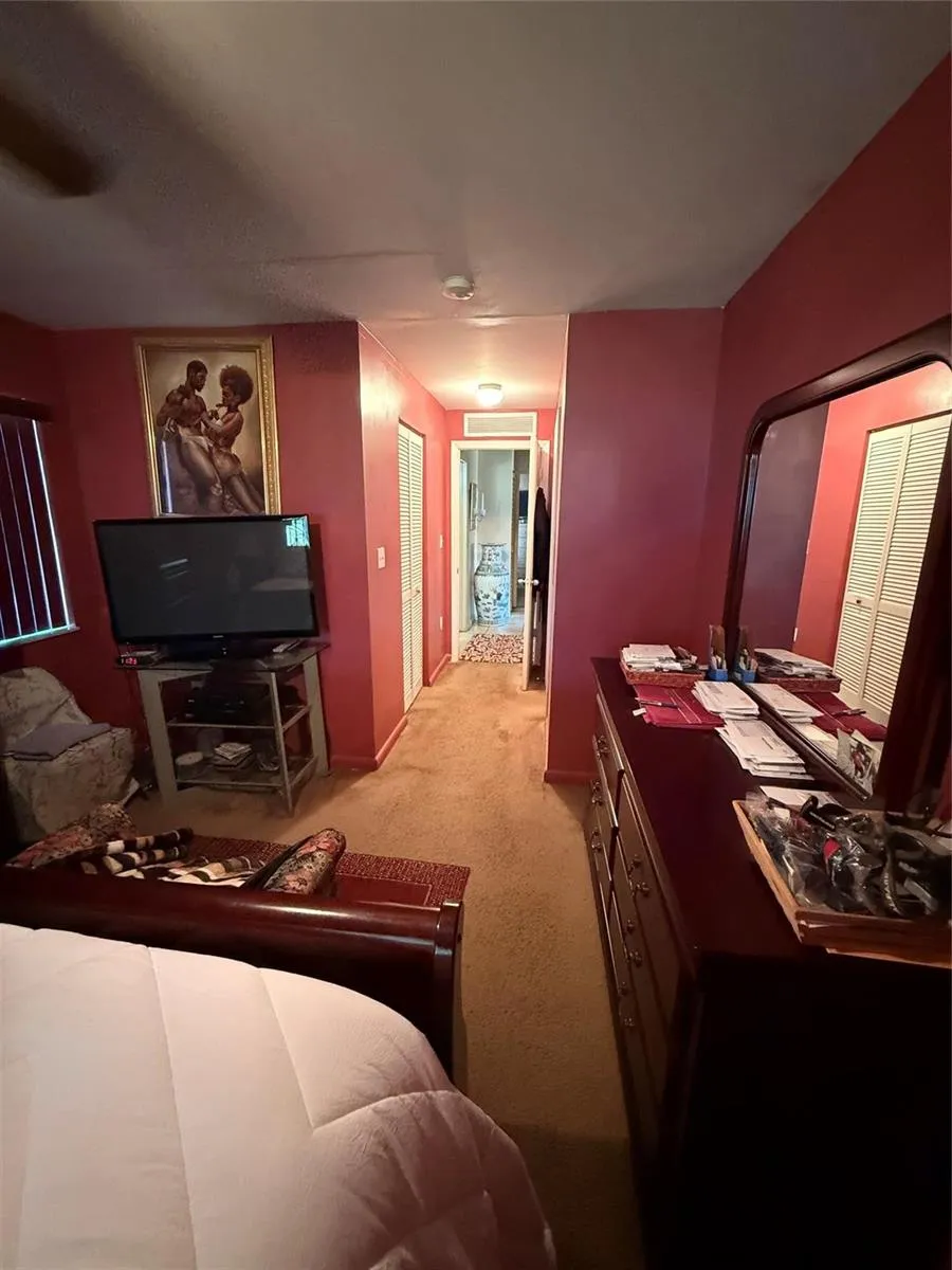 10262 SW 179th Perrine, FL 33157