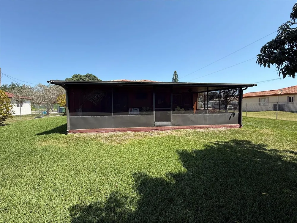 10262 SW 179th Perrine, FL 33157