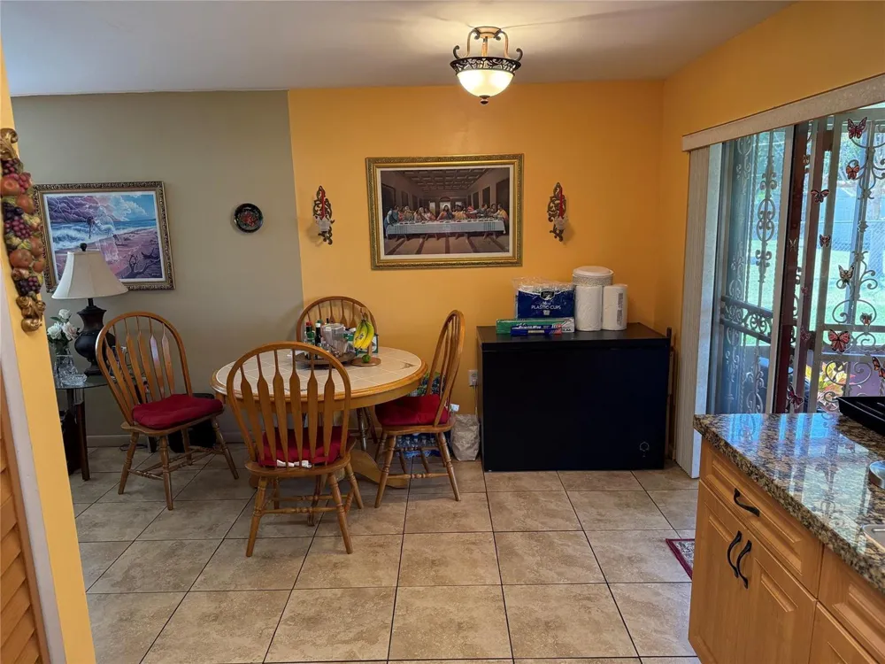 10262 SW 179th Perrine, FL 33157