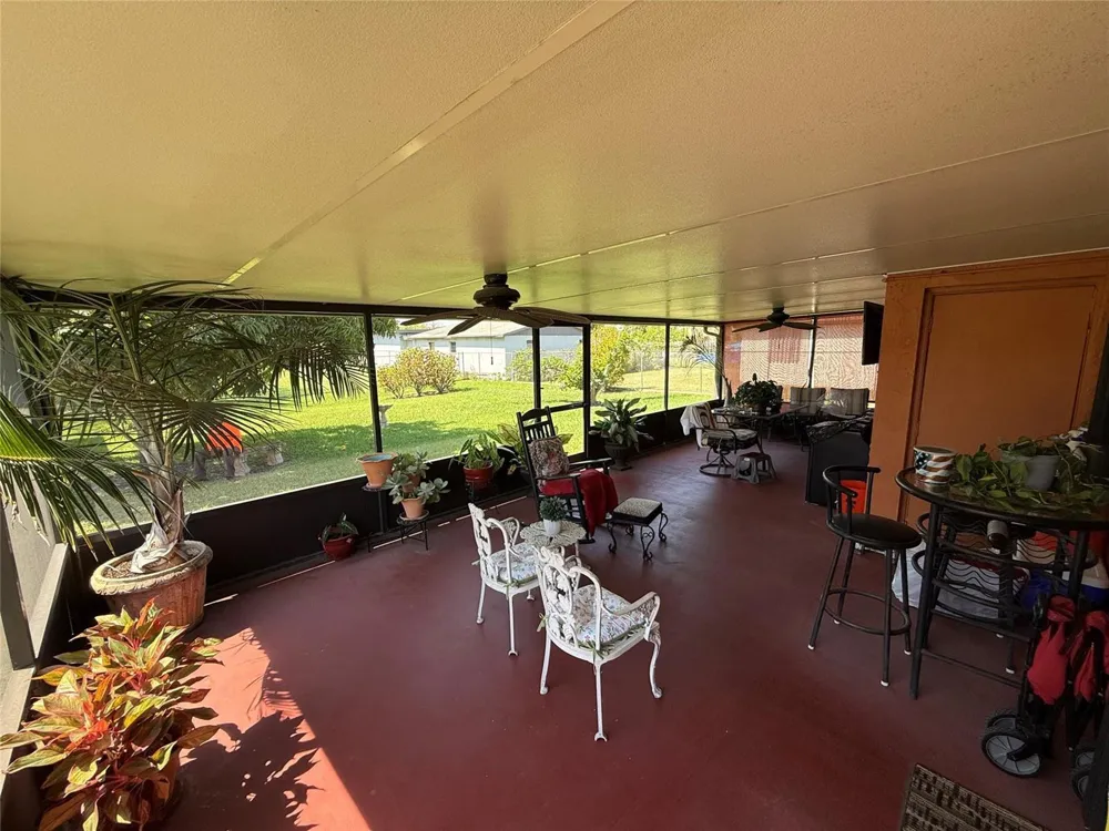 10262 SW 179th Perrine, FL 33157