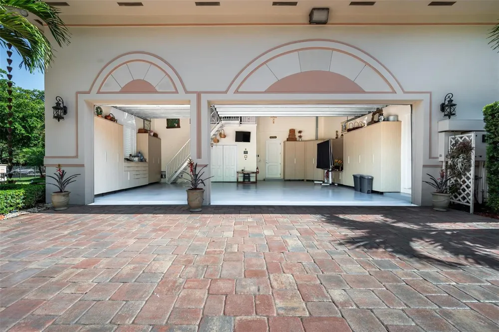 5801 Estates Drive Southwest Ranches, FL 33330