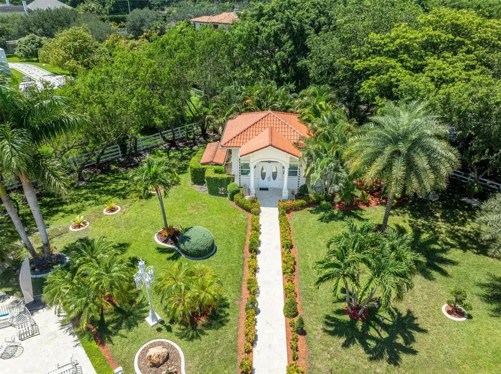 5801 Estates Drive Southwest Ranches, FL 33330