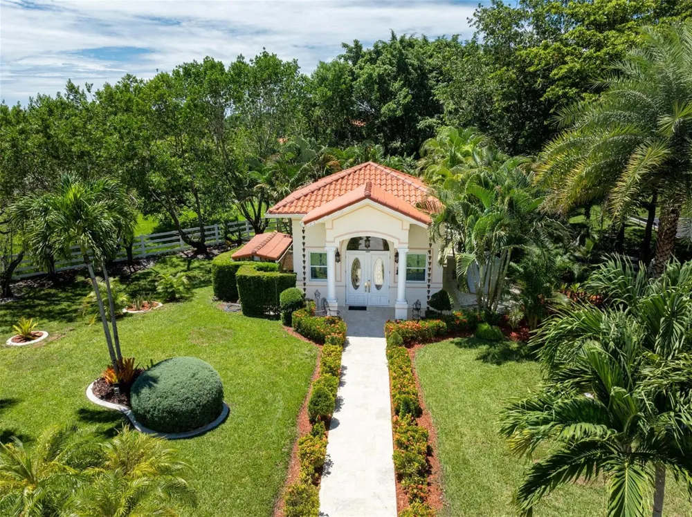 5801 Estates Drive Southwest Ranches, FL 33330