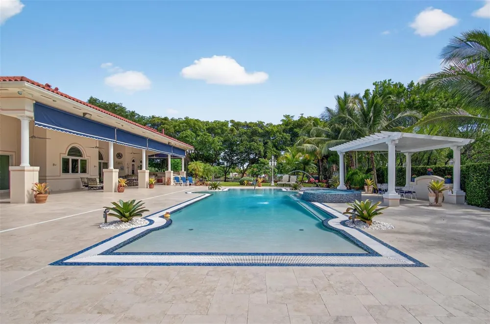 5801 Estates Drive Southwest Ranches, FL 33330