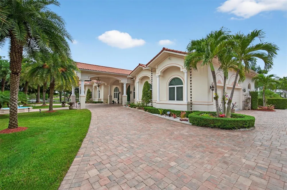 5801 Estates Drive Southwest Ranches, FL 33330