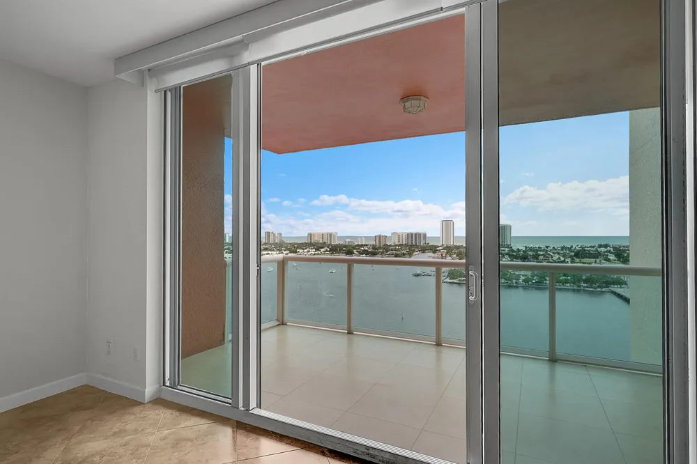2640 Lake Shore Drive #2011 Riviera Beach, FL 33404