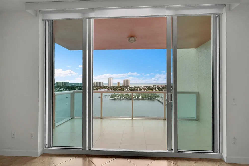 2640 Lake Shore Drive #2011 Riviera Beach, FL 33404