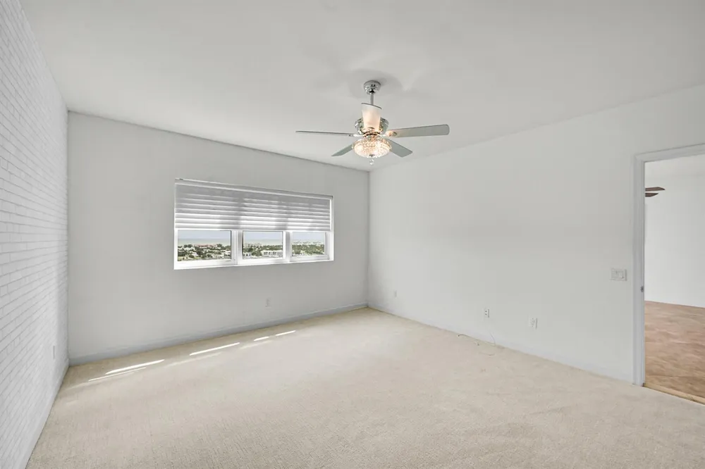 2640 Lake Shore Drive #2011 Riviera Beach, FL 33404