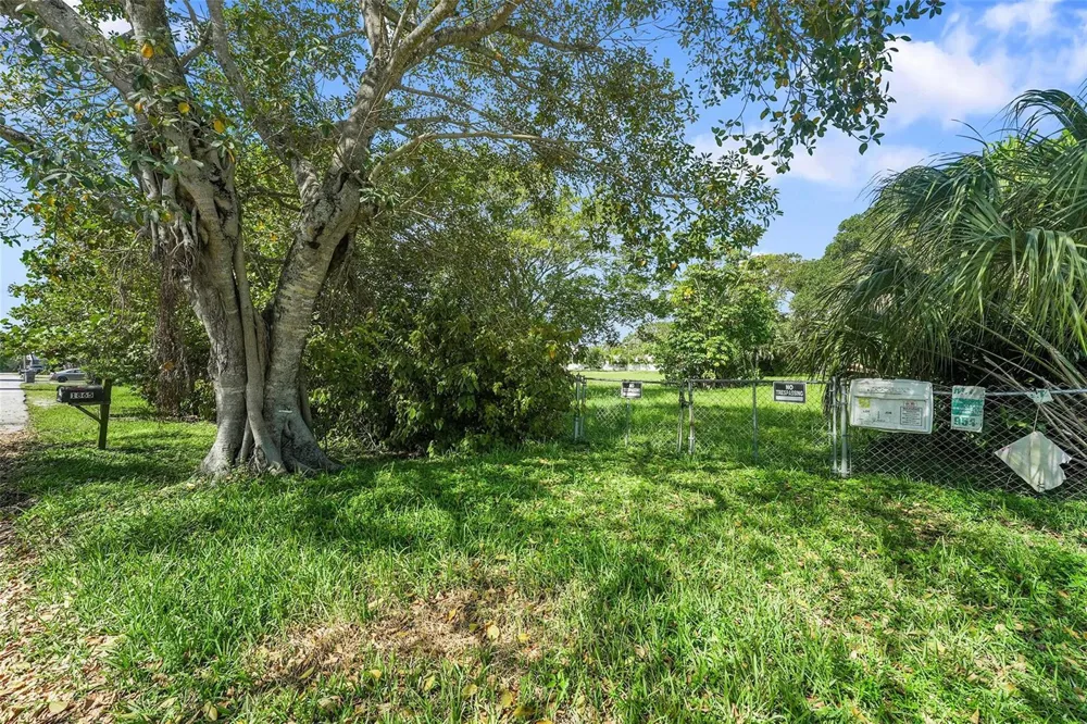 1865 Donnell Road West Palm Beach, FL 33409
