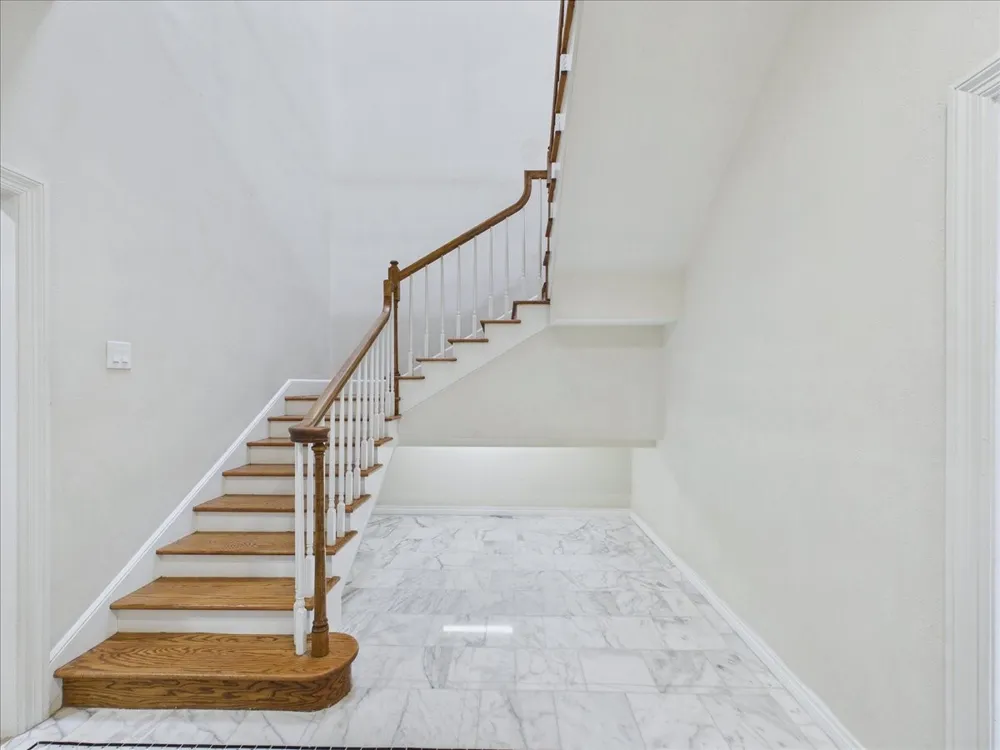 3436 Asbury Street University Park, TX 75205