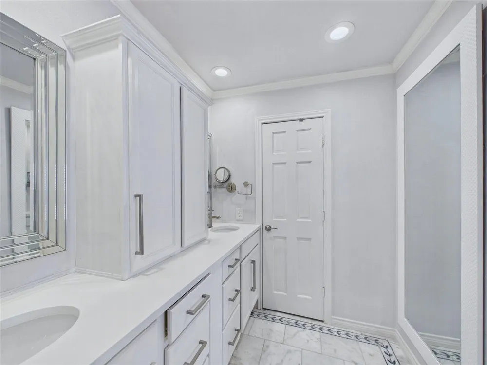 3436 Asbury Street University Park, TX 75205