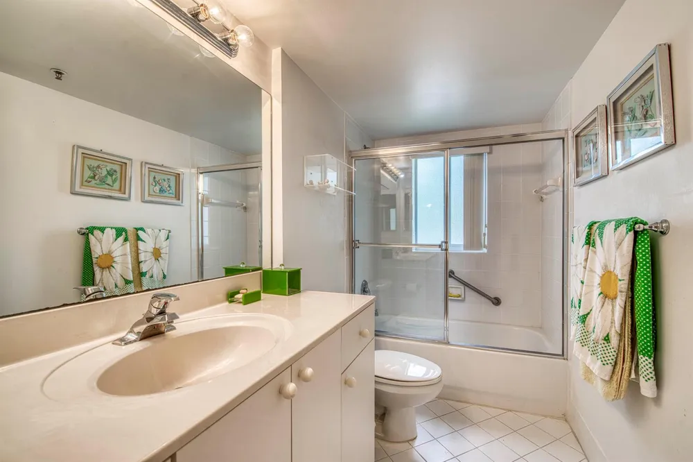 12547 Imperial Isle Drive #208 Boynton Beach, FL 33437