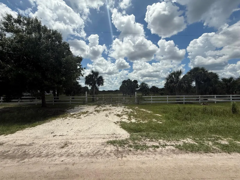 19374 NW 302nd Street Okeechobee, FL 34972