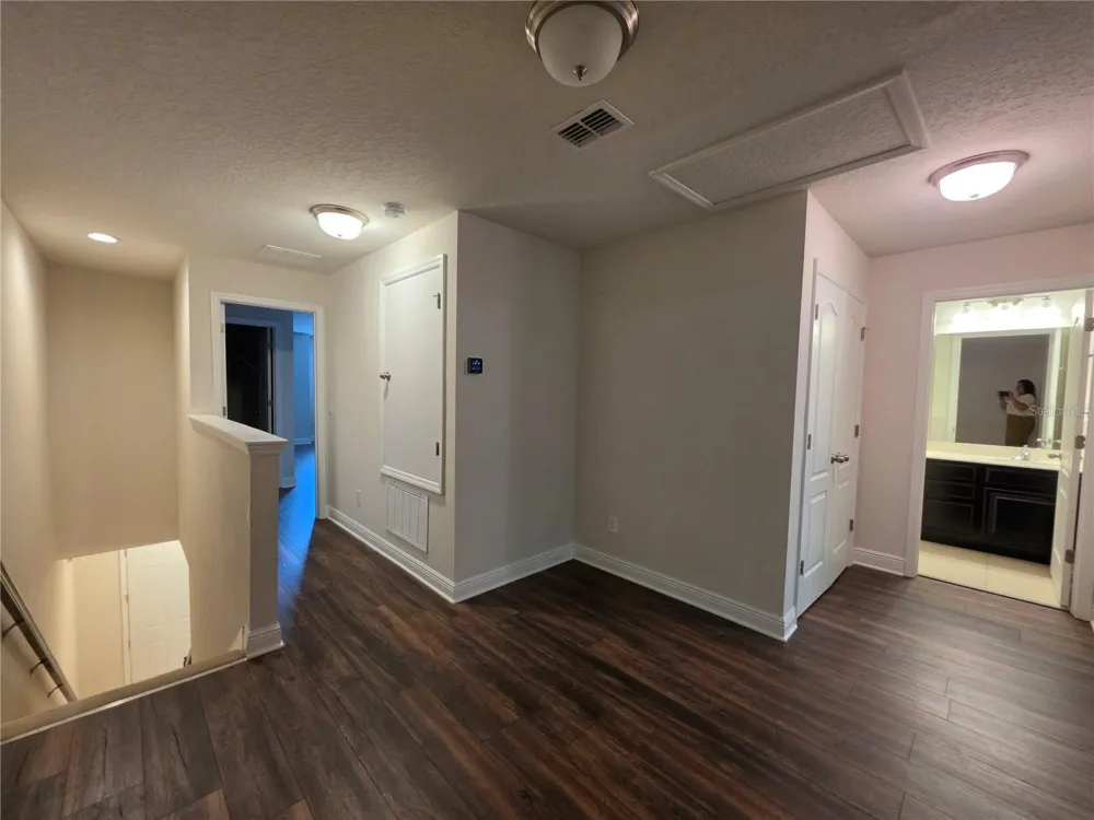 549 BETHESDA COURT Oviedo, FL 32765