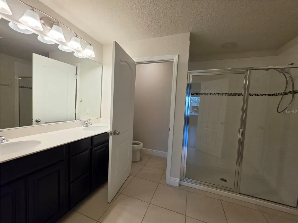 549 BETHESDA COURT Oviedo, FL 32765