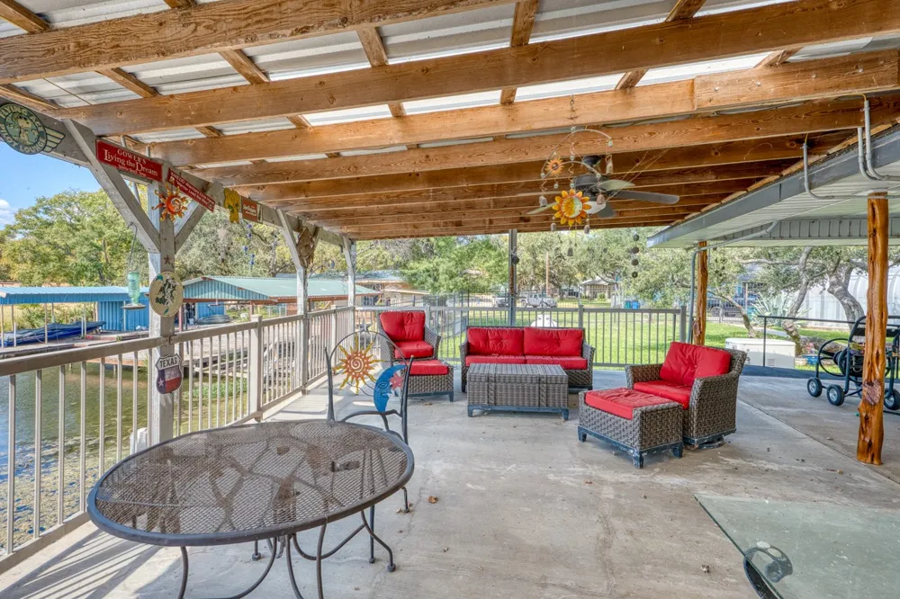 116 Shady Circle Sunrise Beach, TX 78643