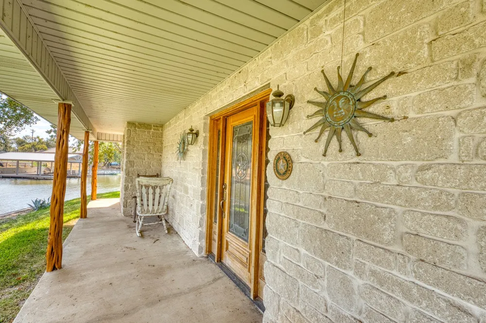 116 Shady Circle Sunrise Beach, TX 78643