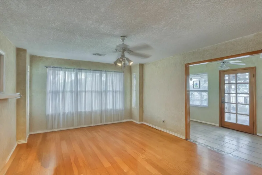 116 Shady Circle Sunrise Beach, TX 78643