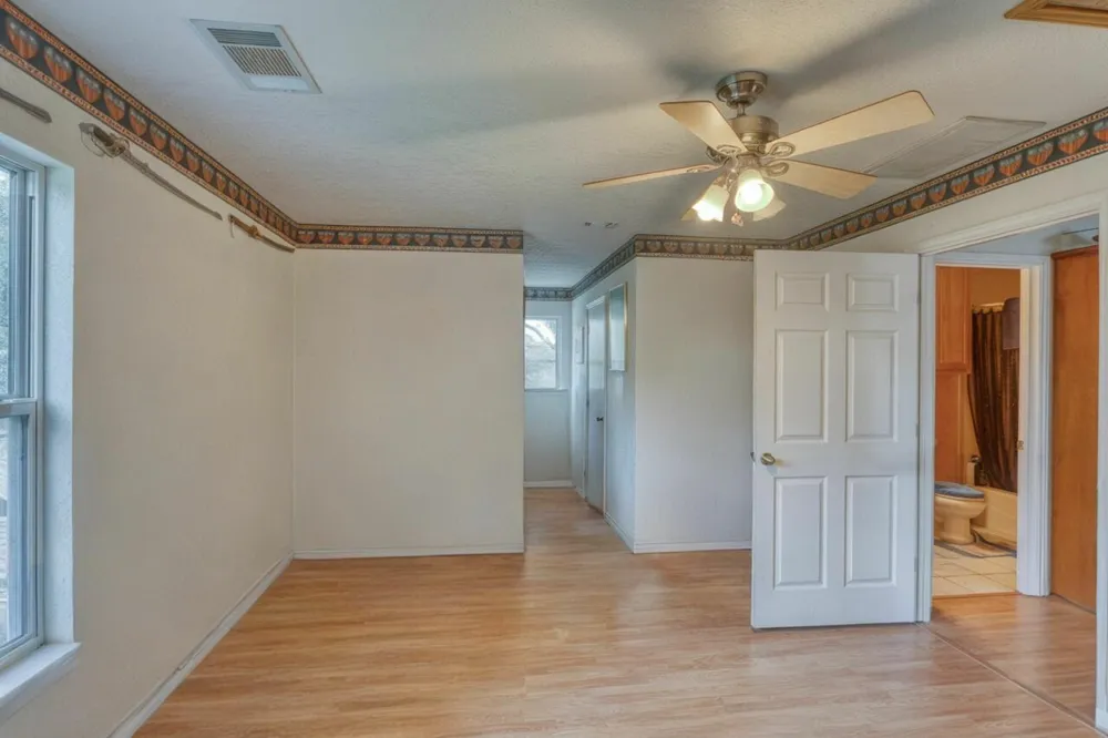 116 Shady Circle Sunrise Beach, TX 78643