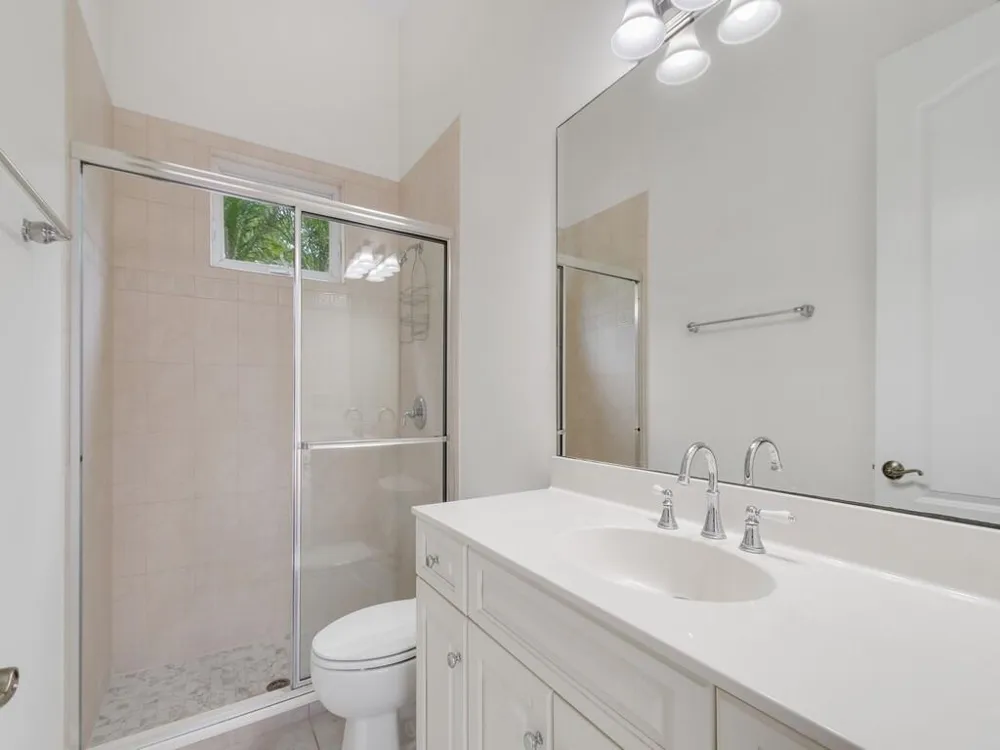 1208 Riverwind Circle Vero Beach, FL 32967