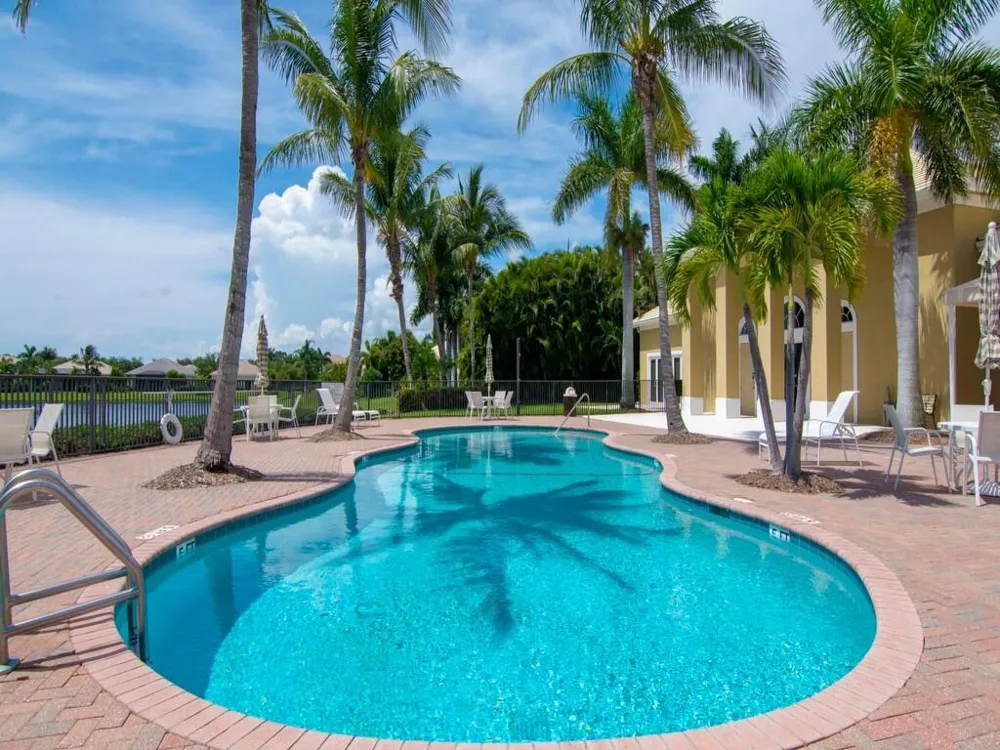 1208 Riverwind Circle Vero Beach, FL 32967