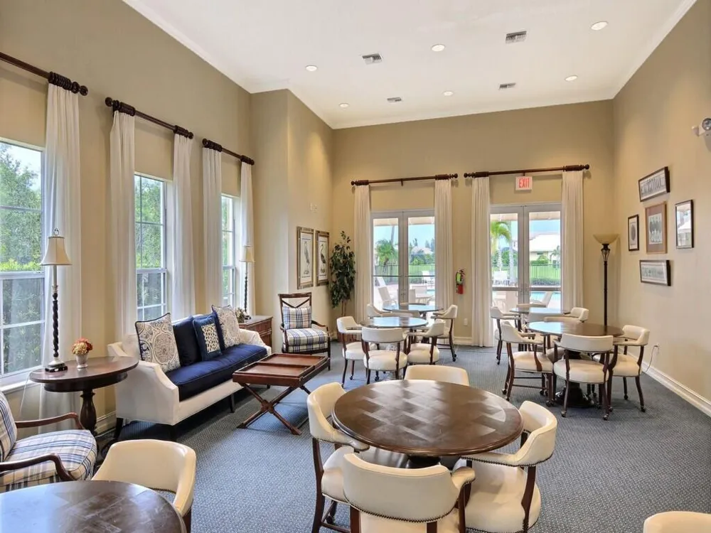 1208 Riverwind Circle Vero Beach, FL 32967