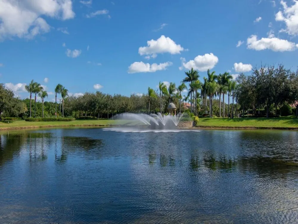 1208 Riverwind Circle Vero Beach, FL 32967