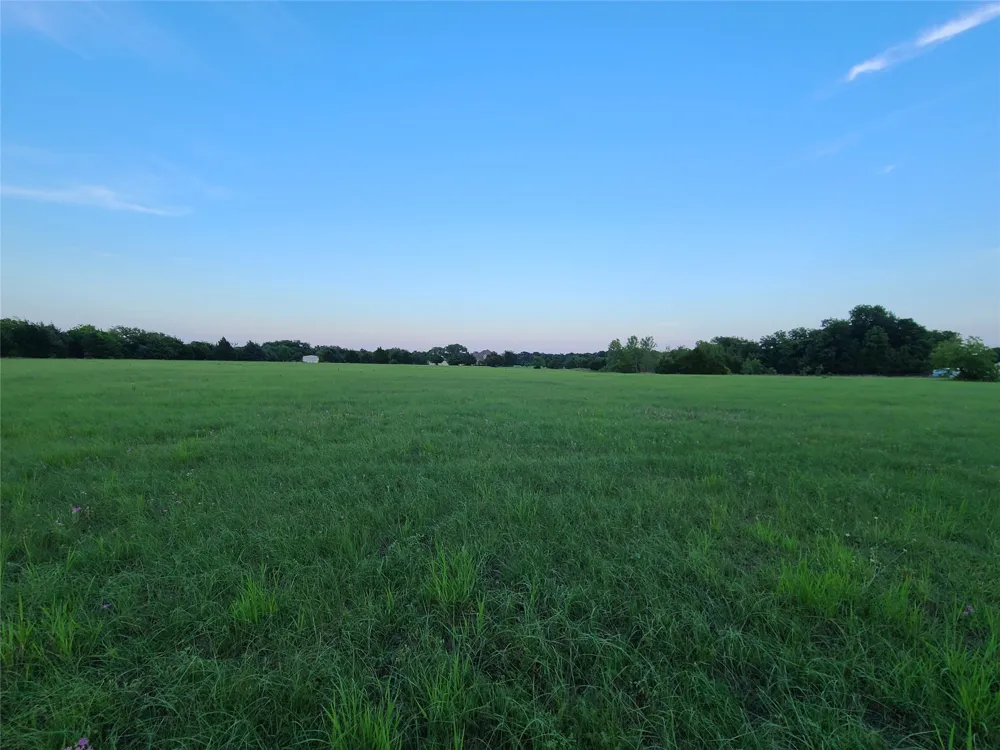 CR 561 Princeton, TX 75407