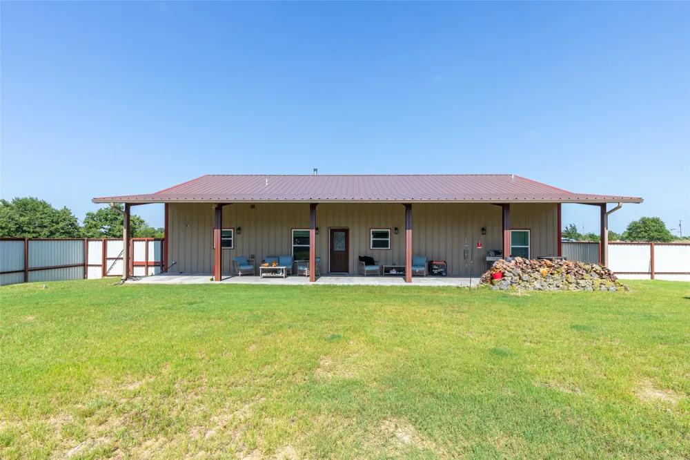 200 Pleasant Lane Clyde, TX 79510