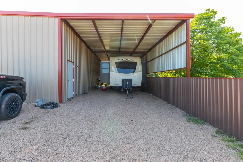 200 Pleasant Lane Clyde, TX 79510