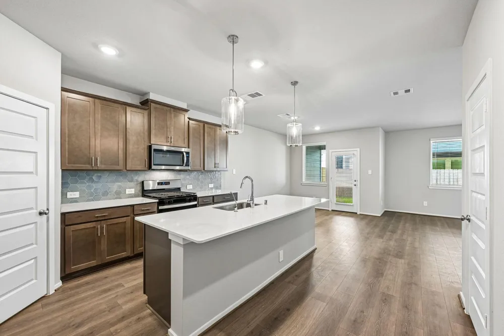 714 Sand Dollar Drive Kemah, TX 77565