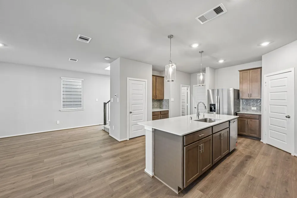 714 Sand Dollar Drive Kemah, TX 77565