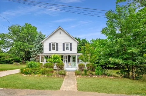 6 Oxford Avenue